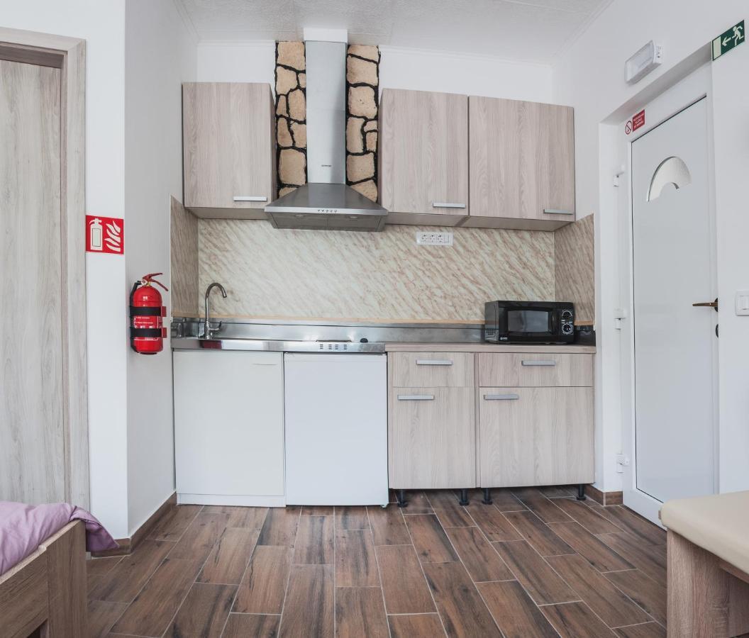 Apartmaji Hrast - Podbela المظهر الخارجي الصورة