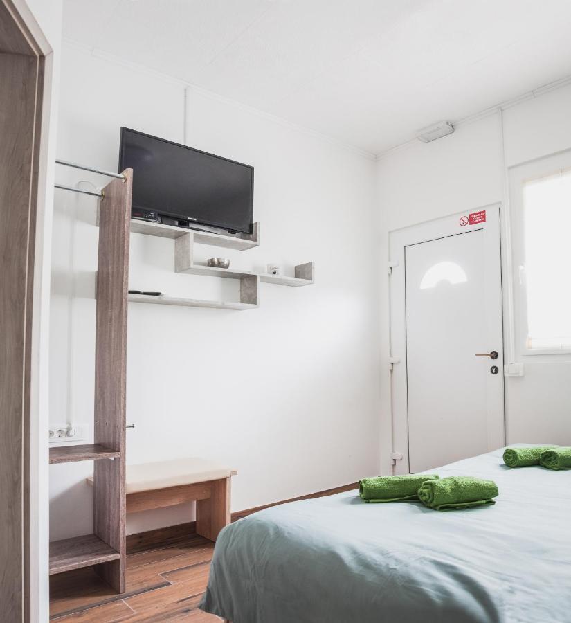 Apartmaji Hrast - Podbela المظهر الخارجي الصورة